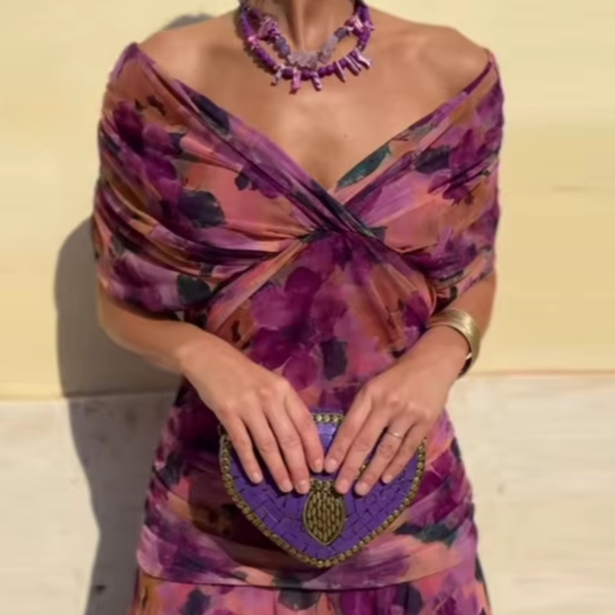 Luisa | Elegantes langes Partykleid mit V-Ausschnitt