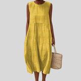 Fließendes und bequemes Kleid
