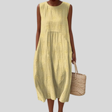 Fließendes und bequemes Kleid