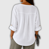 Regula™ | Blouse en lin avec décolleté en V et bouton