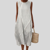 Fließendes und bequemes Kleid