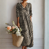 Heidi™ | Robe boho avec motif graphique en vagues